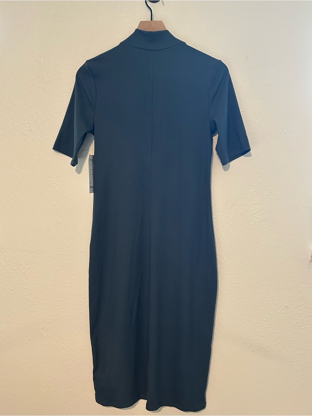 NWT Athleta Signature Rib Mock Neck Midi Dress Blue Gray Minimalist Size Medium - Picture 6 of 8